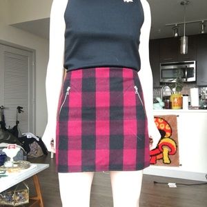 Gap buffalo plaid skirt zipper pockets